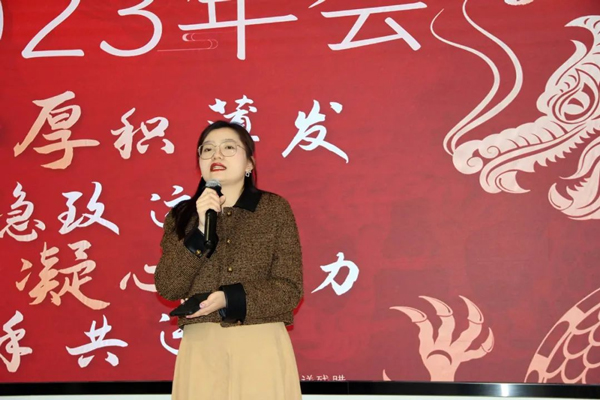 Sungreen Logistics Group customer service supervisor Sun Fanfan