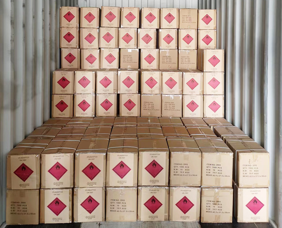 Lighter packing photo