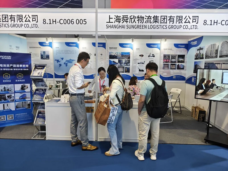 Booth consulting customer2