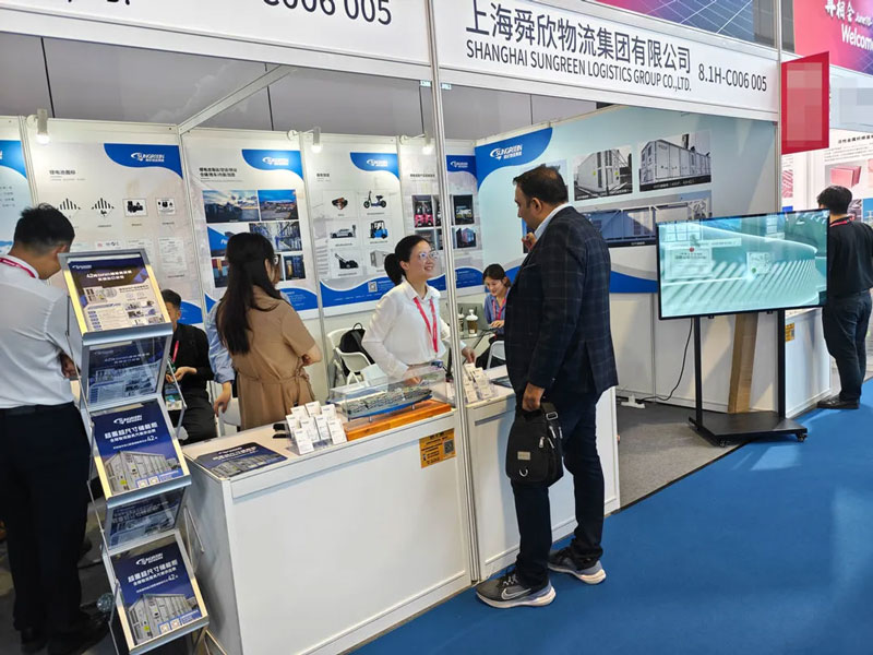 Booth consulting customer8