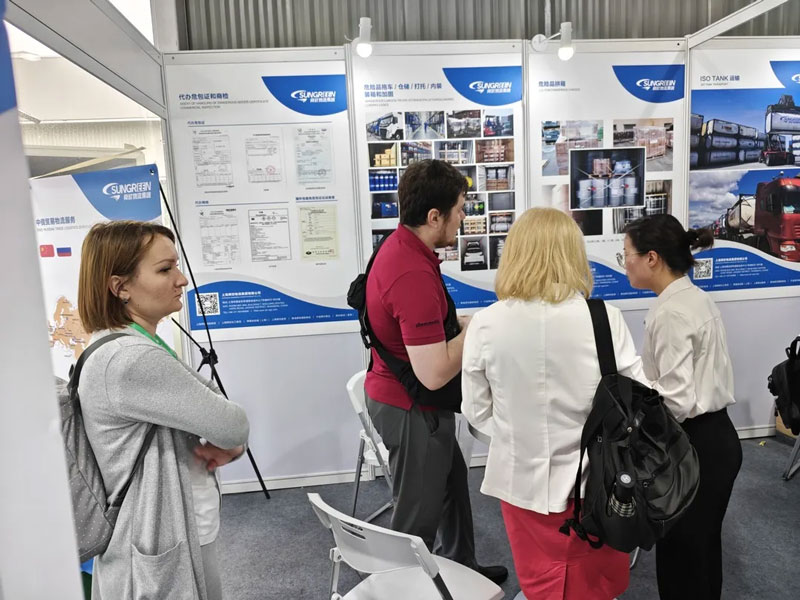 Sungreen Logistics booth visitor