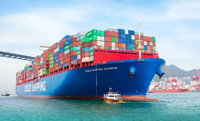 Cosco's self-operated container fleet has a capacity of 3.24 million TEU