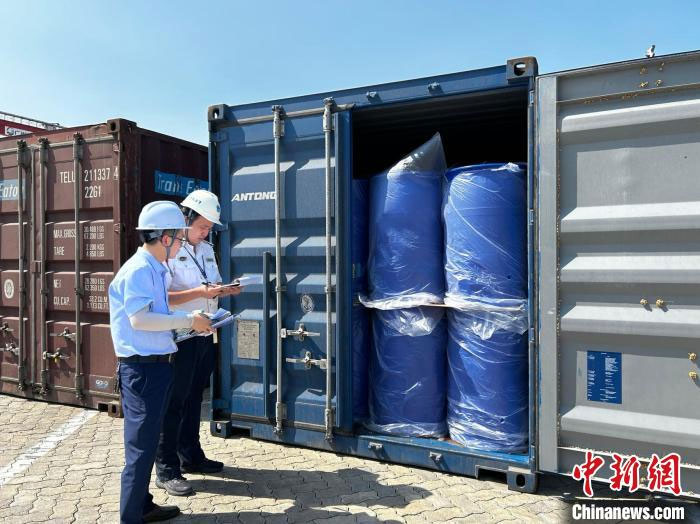 Guangzhou cracks down on the concealment of dangerous goods in containers