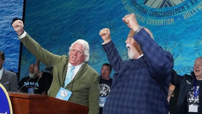 The Australian Maritime Union should support the longshoremen's Association