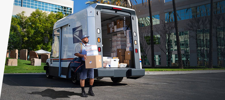 USPS resumes accepting packages from China