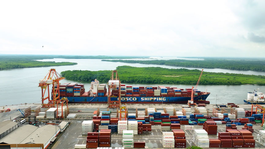 The flight between China and Ecuador has been shortened to 28 days