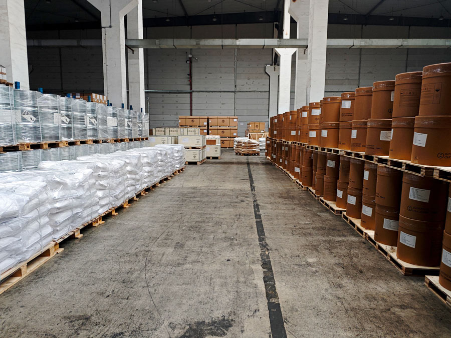 Warehouse environment11