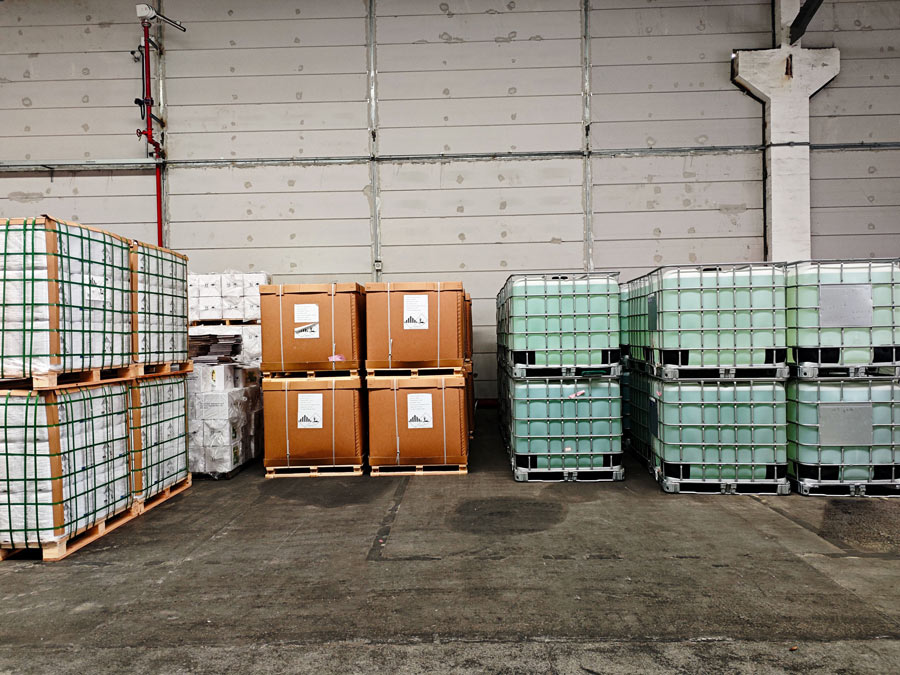 Warehouse environment6