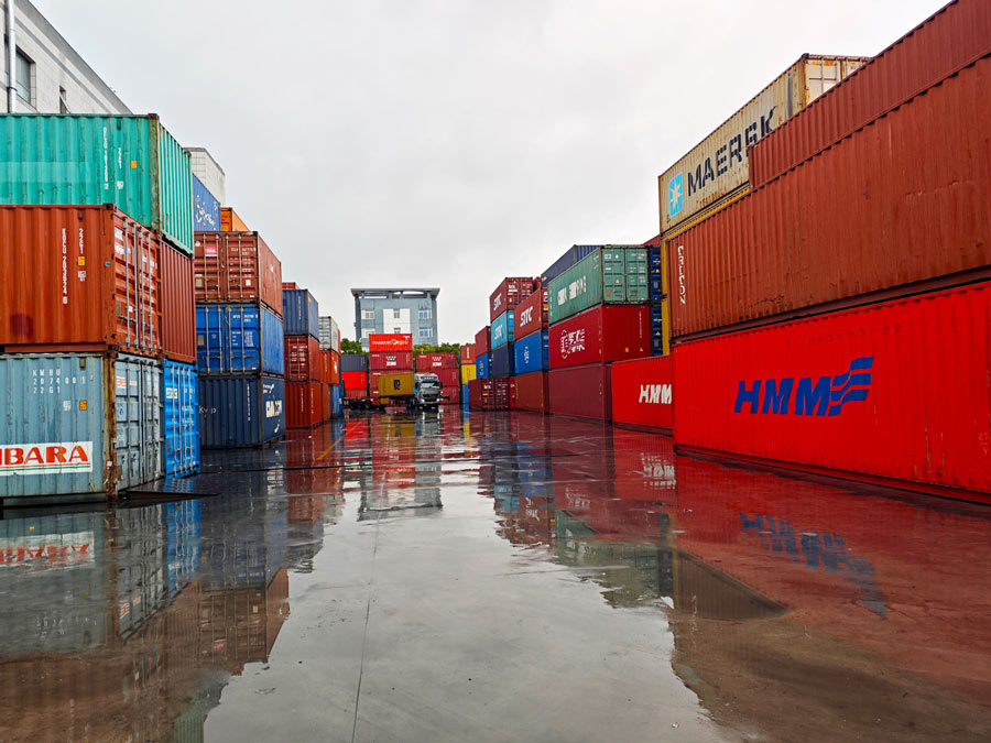 Warehouse environment1