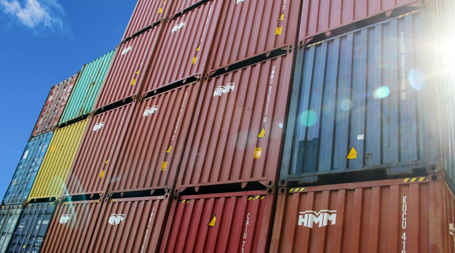 The policies of the United States are harming the container shipping market