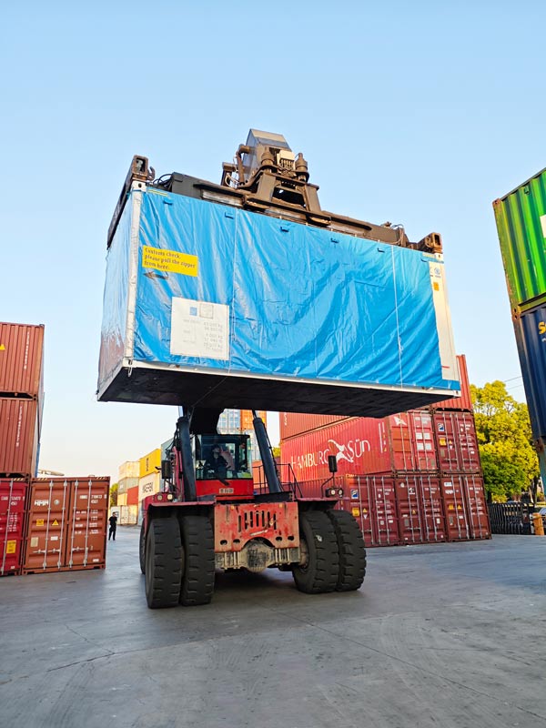 Export of 43-ton energy storage containers
